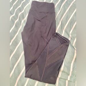 FINAL PRICE💚EUC Victorias Secret Sport Knockout Leggings Grey size L